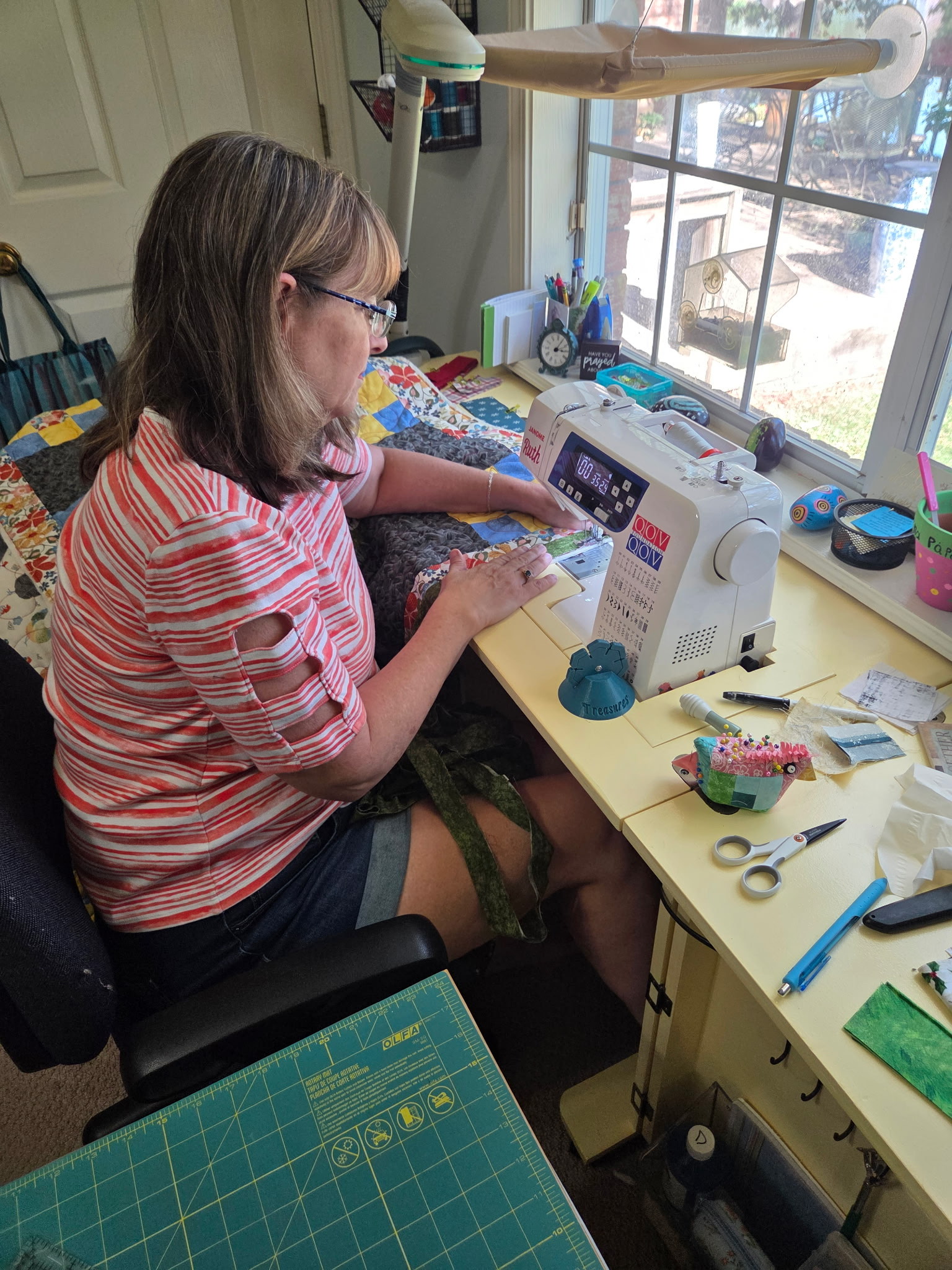 A finished handmade quilt by Neena