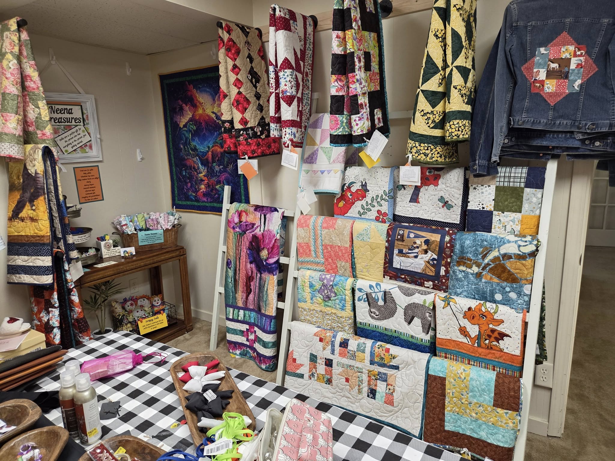 Neena Treasures Quilting Storefront